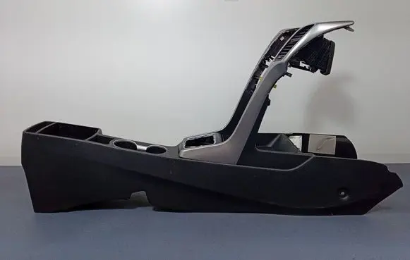 Hyundai i30 Center console 84610A6000