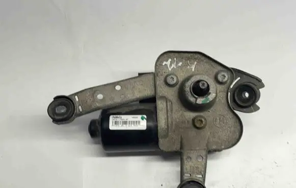 Ford Fusion Wiper motor W000031198 W000031200