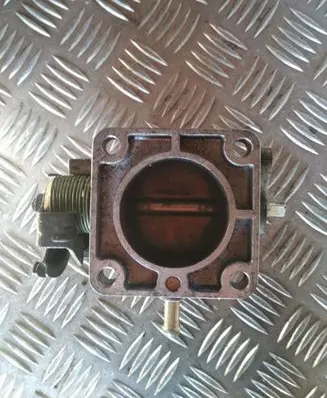 Hyundai Coupe Throttle valve