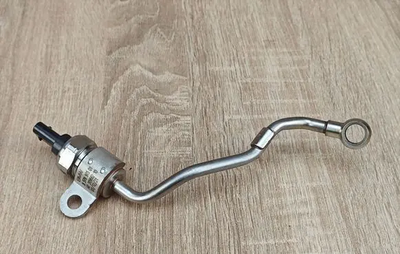 BMW 4 G22 G23 G24 G26 Exhaust gas pressure sensor 8579973 8570936