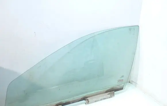Volvo S60 Front door window glass four-door AS2