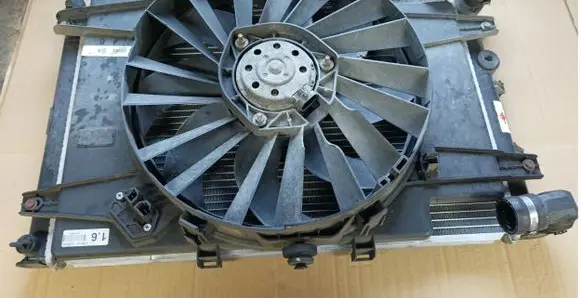 Alfa Romeo 147 Coolant radiator