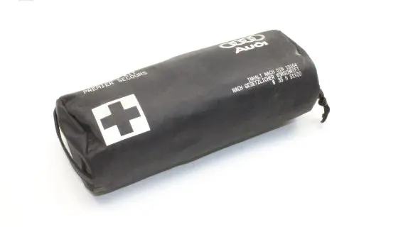Audi TT TTS RS Mk3 8S First aid kit 8P0860282J