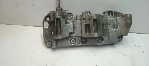 BMW 3 E90 E91 Generator/alternator bracket 8506863