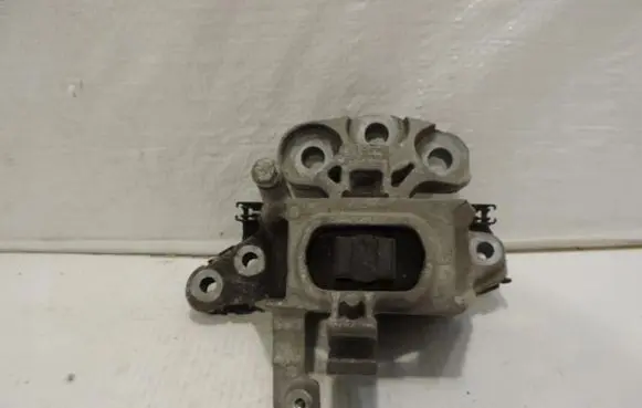 Opel Astra K Engine mounting bracket 39070281