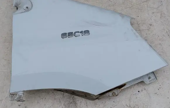 Iveco Daily 4th gen Fender 3800001