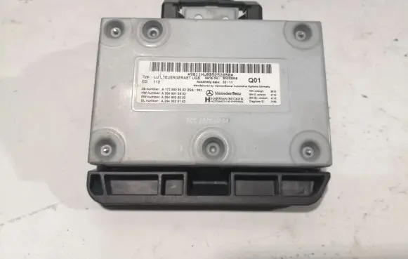 Mercedes-Benz C W204 GPS navigation control unit/module A2049015902 A1728009302ZGS A2049026002