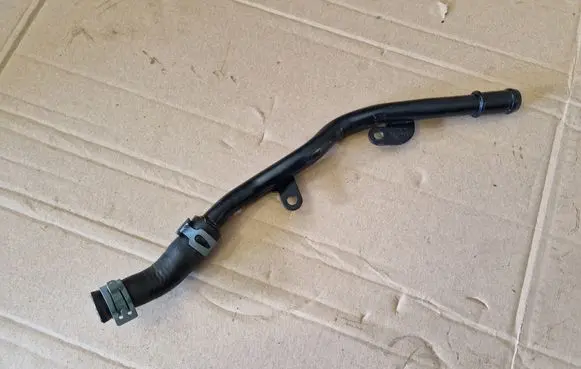 Audi A3 S3 8V Engine coolant pipe/hose 06K121085M
