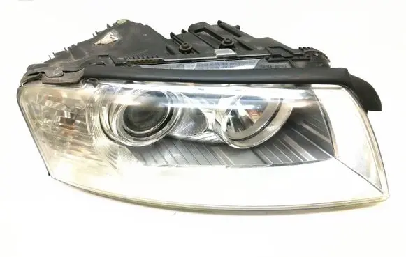 Audi A8 S8 D3 4E Headlight/headlamp 4E0941004