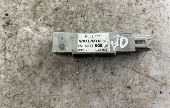Volvo V70 Airbag deployment crash/impact sensor 9452777 005173 241103