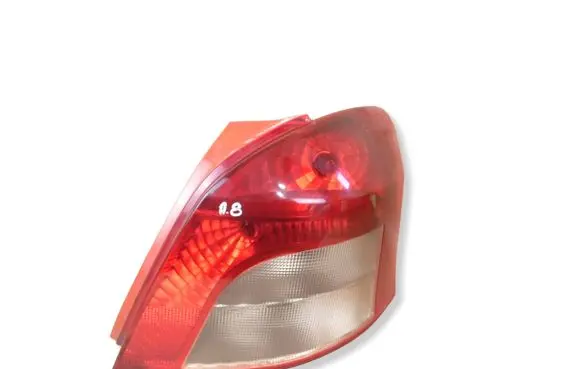 Toyota Yaris Rear/tail lights S102