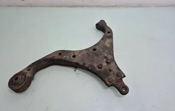 Hyundai Tucson JM Front lower control arm/wishbone 