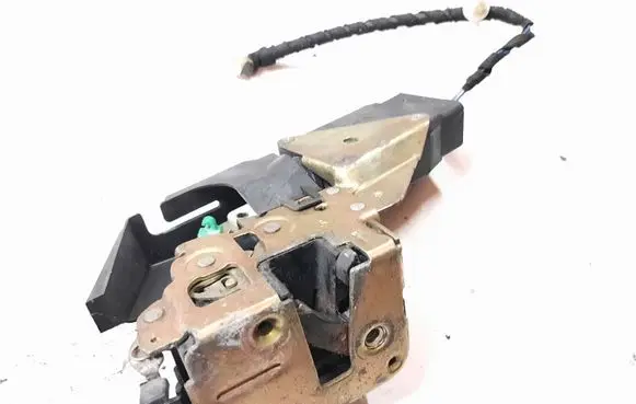Mitsubishi Space Star Front door lock