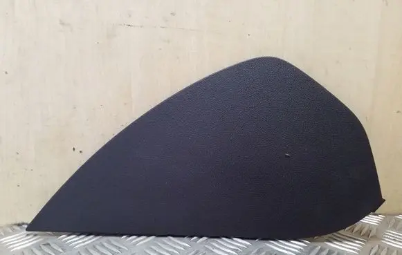 Dashboard side end trim