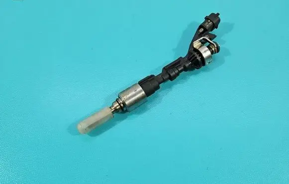 Jaguar XF X260 Fuel injector 0261500297 IMPRK1555608