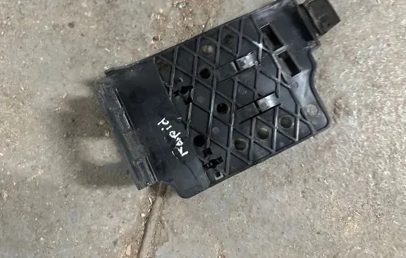 Skoda Rapid (NH) Engine control unit holder 