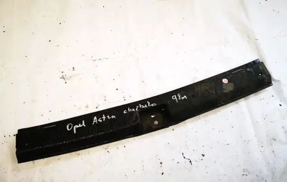 Opel Zafira A Other trunk/boot trim element 90580331
