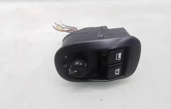 Peugeot 206 Electric window control switch