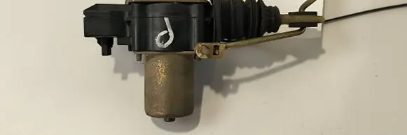 Chevrolet Corvette Sliding door latching motor 5045871 348907