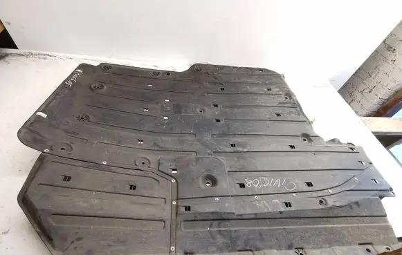 Engine splash shield/under tray