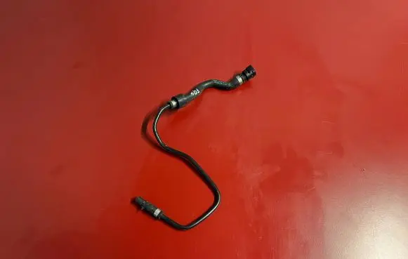 BMW 6 F06 Gran coupe Engine coolant pipe/hose 7619698 17127619698