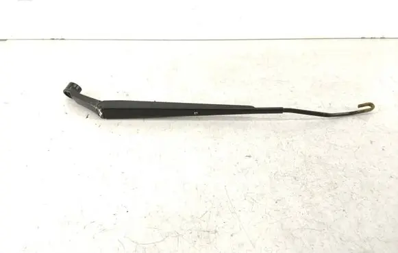Front wiper blade arm