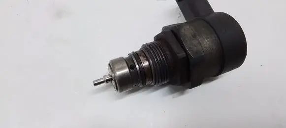 Fuel pressure sensor