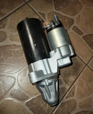 Porsche Panamera (970) Starter motor 0001108441 94860420800 0001108442