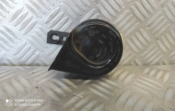 Renault Trafic III (X82) Horn signal 256105748R 93456400