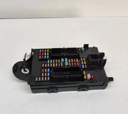 Volvo S60 Fuse module 31682732