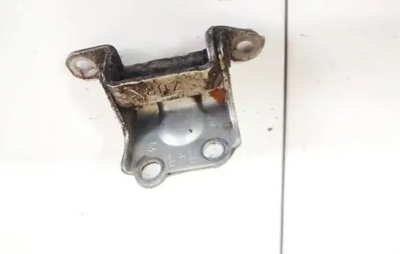Subaru Legacy Rear door lower hinge
