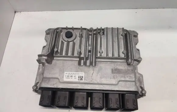 BMW X1 F48 F49 Engine control unit/module 5A2A686