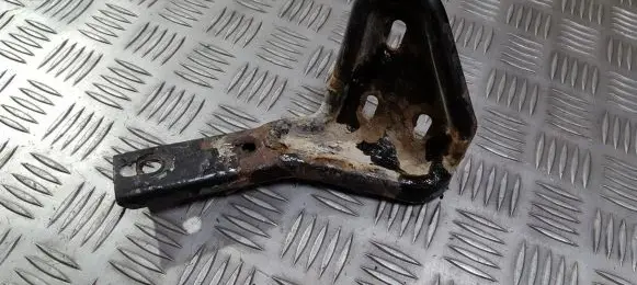 Mercedes-Benz Vito Viano W638 Rear door lower hinge a6387601047