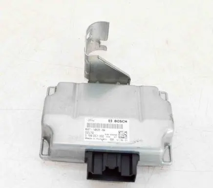 Ford Focus Current control relay 