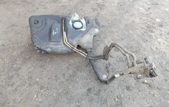 Skoda Fabia Mk2 (5J) Fuel tank 