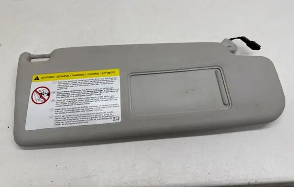 Volkswagen PASSAT B7 Sun visor 3C0857552L
