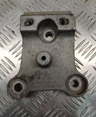 Citroen C3 Gearbox mounting bracket 9682355880