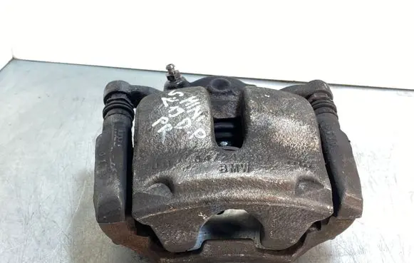 Mini Cooper Countryman F60 Front brake caliper 49038
