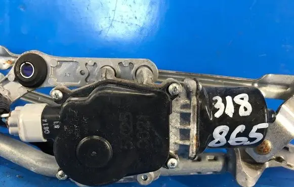 Nissan Sentra B17 Wiper motor 288003SG1A