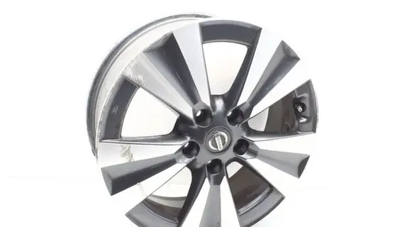 Nissan Pulsar R17 alloy rim 3NA3A