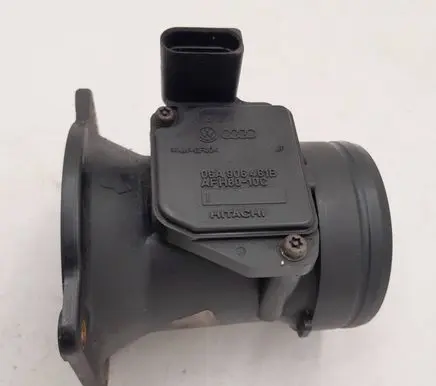 Audi A4 S4 B5 8D Mass air flow meter 06A906461B AFH6010C 50500