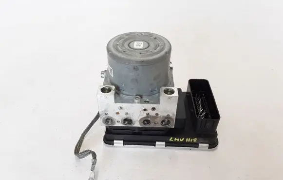 Volvo XC90 ABS Pump 31445476