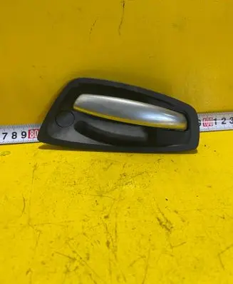 BMW 1 E81 E87 Front door interior handle 51417147163