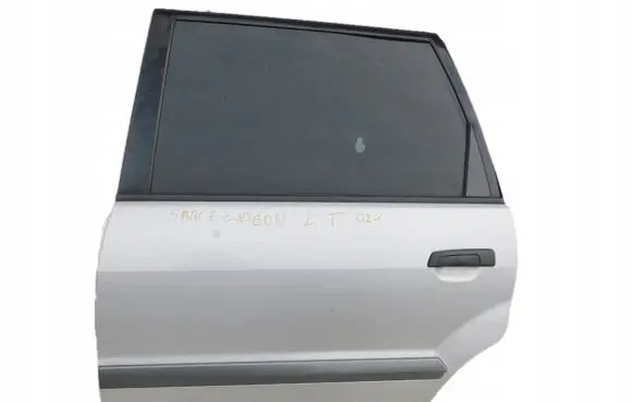 Mitsubishi Space Wagon Rear door