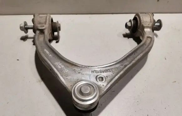 Jaguar F-Pace Front lower control arm/wishbone HK833091