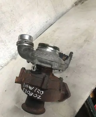 BMW 1 F20 F21 Turbo 851947505f