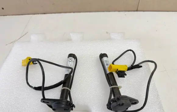 Mercedes-Benz CLA C117 X117 W117 Bonnet Pedestrian Airbag Actuator 1179061000 A1179061000
