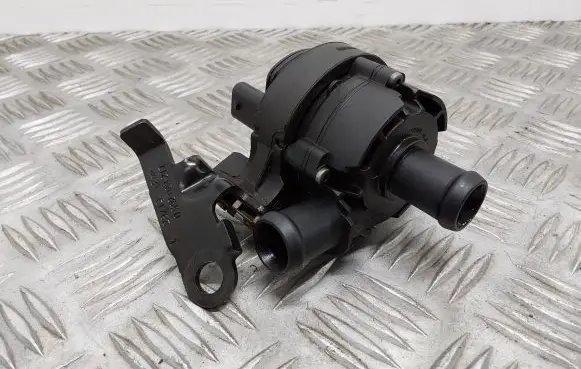 Audi A3 S3 8V Electric auxiliary coolant/water pump 5G0965567