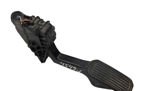 Toyota Land Cruiser (J120) Accelerator throttle pedal 7812060350 1988003020