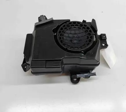Mazda CX-30 Subwoofer speaker BDGF6696Y